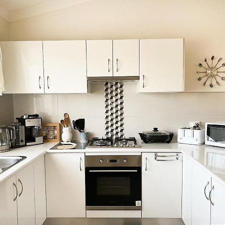 Bright & Beautiful Home On The Hills! Kelmscott Exterior foto